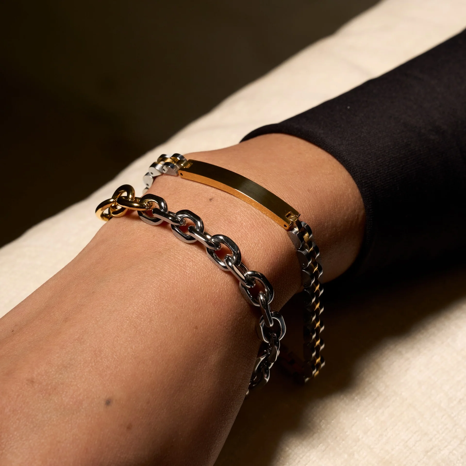 Jubilee Bracelet with Engraved Bar - Image 5
