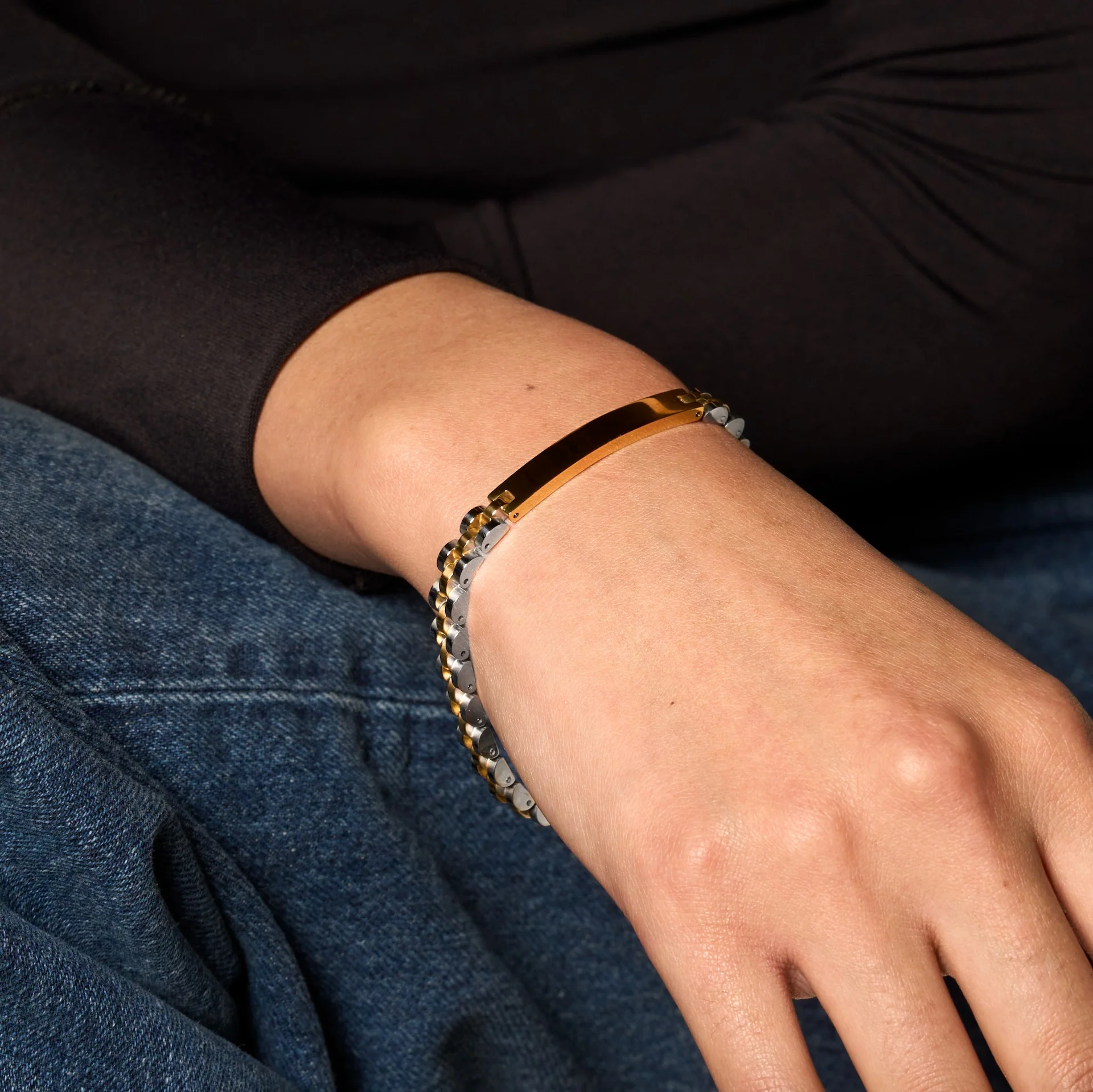 Jubilee Bracelet with Engraved Bar - Image 6