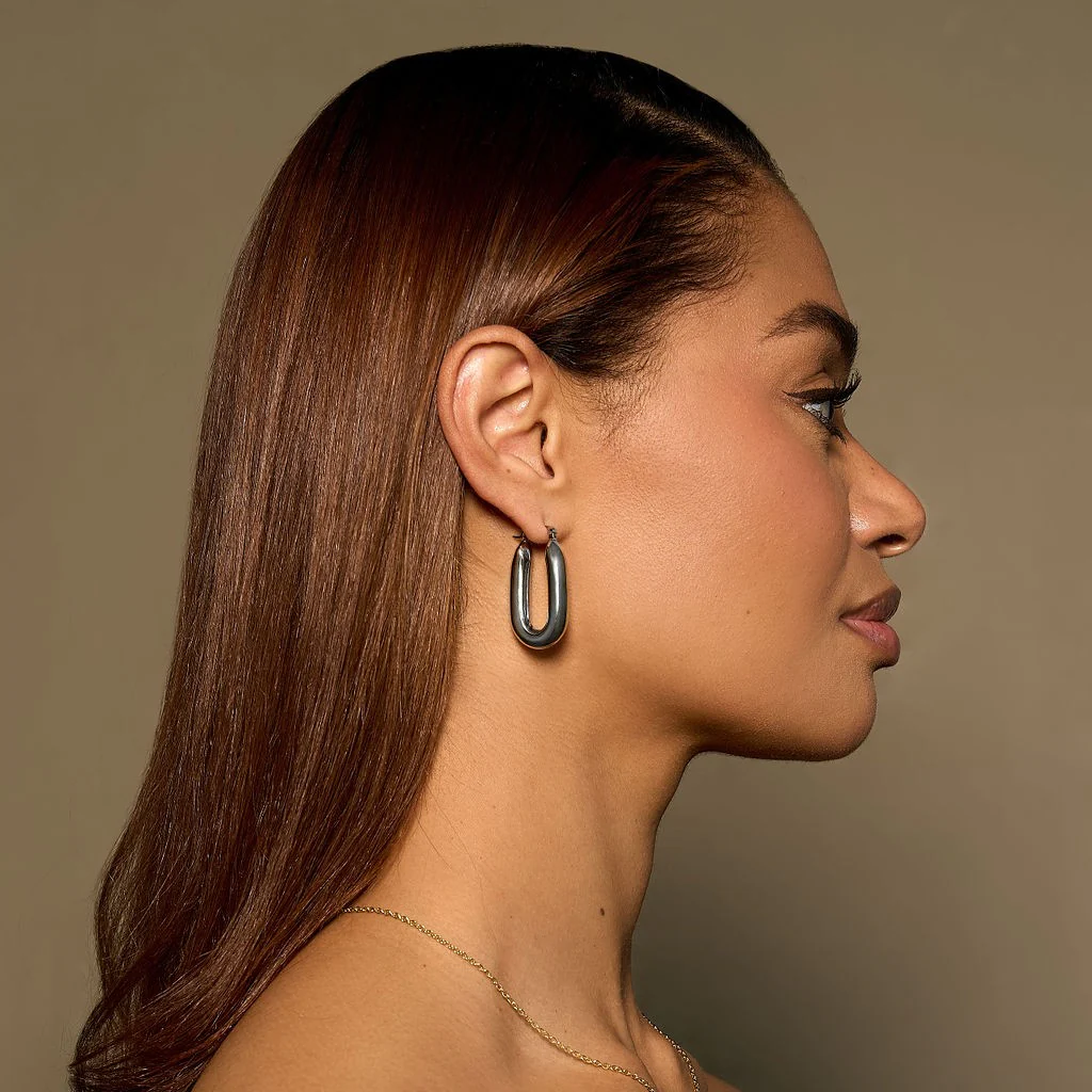 Luxe Oval Hoop Earrings - Image 4